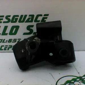 Foto de Soporte de retrovisor derecho Piaggio Typhoon 2 50 referencia 74-16-20829 foto 2