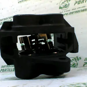 Foto de Pinza de freno delantera izquierda Yamaha TMAX 530 12-15 referencia 218-18-15437 foto 2
