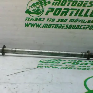 Foto de Eje de rueda delantera Aprilia COMPAY 125 referencia 158-21-29433