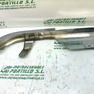 Foto de Cubre cadena Suzuki Marauder 250 referencia 193-21-33264 foto 7