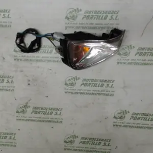 Foto de Intermitente trasero derecho Honda Pcx 125 referencia 181-23-46257 foto 20