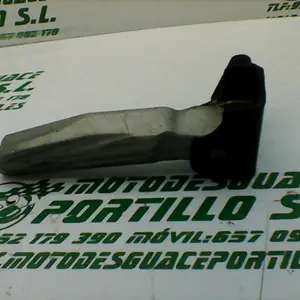 Foto de Reposapies trasero izquierdo Peugeot tweet 125 referencia 67-19-17840 foto 5