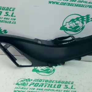 Foto de Carcasa bajo asiento Piaggio liberty 125 i 2023 referencia 60-26-49248 foto 8