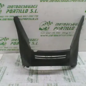 Foto de Carcasa bajo asiento Suzuki Burgman 125 referencia 69-19-21028 foto 2