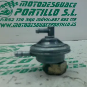 Foto de Grifo gasolina Peugeot Tweet 50 4T referencia 164-23-45623 foto 2