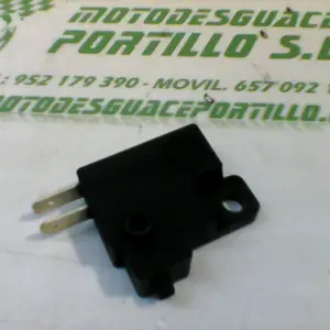 Foto de Sensor de freno trasero Kymco Super Dink 125 referencia 15-23-41682 foto 6