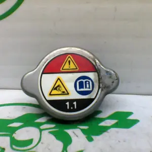 Foto de Tapon del radiador Honda Pcx 125 referencia 181-23-46259 foto 6
