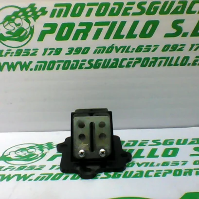 Foto de Caja de laminas Malaguti F-10 referencia 232-18-26702