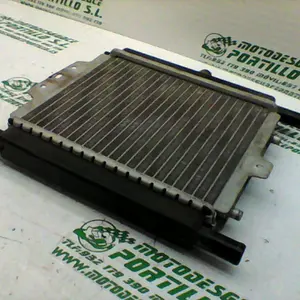 Foto de Radiador Peugeot Satelis 125 referencia 240-19-36136 foto 13