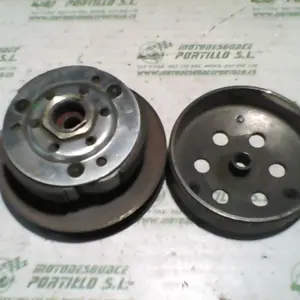 Foto de Embrague Piaggio ZIP 4T 50 referencia 270-20-39517 foto 9