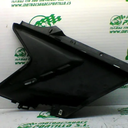 Foto de Carcasa lateral derecha Kymco AGILITY CITY 125 I referencia 137-22-35286