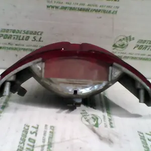 Foto de Piloto trasero Aprilia Leonardo 150 referencia 27-16-4911