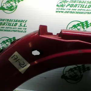 Foto de Guardabarro trasero Yamaha YBR 125 i referencia 171-21-30514 foto 5
