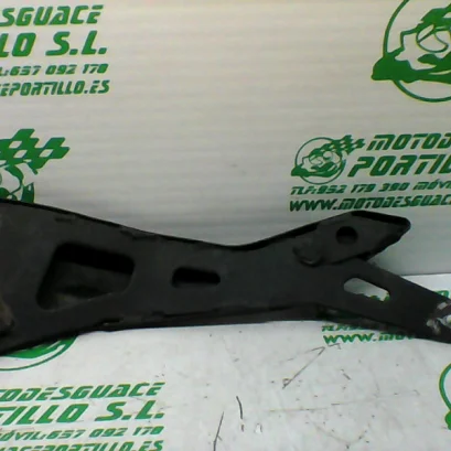 Foto de Estribera trasera derecha Yamaha YBR 125 i referencia 171-21-30497