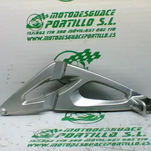 Foto de Estribera trasera izquierda BMW K1200R referencia 133-20-38498 foto 3