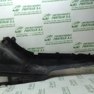 Foto de Carcasa lateral trasera derecha Suzuki gsx600F referencia 156-16-7900