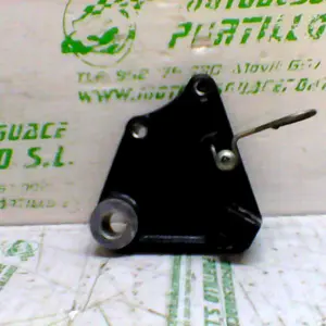 Foto de Soporte de pinza freno trasera Hyosung GT 250 I COMET referencia 197-18-16318 foto 2