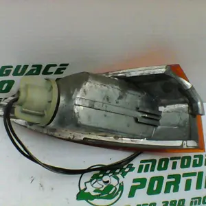 Foto de Intermitente trasero derecho Piaggio Fly 50 4T referencia 151-22-36028 foto 5
