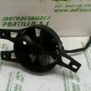 Foto de Ventilador del radiador Piaggio X9 250 referencia 29-16-12615 foto 2