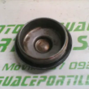 Foto de Tapa de distribución Honda TRANSALP 600 referencia 143-18-14443 foto 5