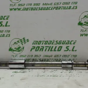 Foto de Eje de rueda trasera Kymco Zing ii 125 referencia 197-16-2440