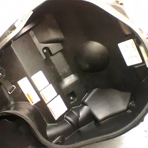 Foto de Porta-casco Suzuki Burgman 125 referencia 69-19-21085 foto 6