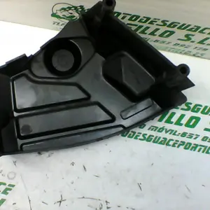 Foto de Tapa de piñon Suzuki V Strom 650 referencia 144-19-21206 foto 5