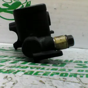 Foto de Bomba de freno trasero Kymco super dink 300 i referencia 113-23-43363 foto 4