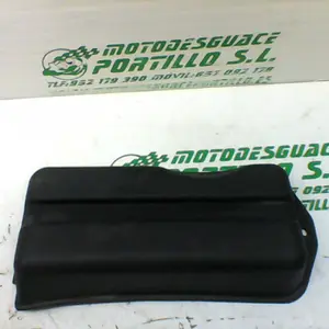 Foto de Tapa batería Vespa LX 50 2T referencia 199-22-41916 foto 2