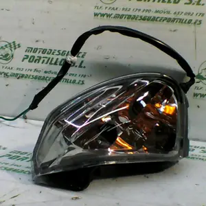 Foto de Intermitente trasero derecho Honda Pcx 125 referencia 181-23-46257 foto 3