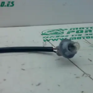 Foto de Instalación del faro Yamaha N MAX 125 referencia 394-23-46404 foto 3
