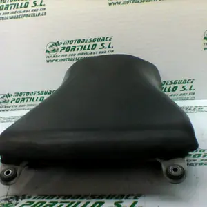 Foto de Asiento delantero Honda CBF 125 M referencia 166-22-34871 foto 8