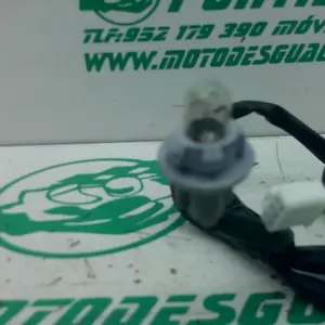 Foto de Instalación del faro Yamaha N MAX 125 referencia 394-23-46404
