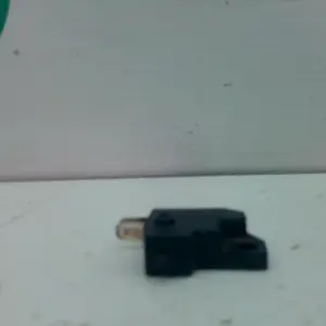 Foto de Sensor de freno trasero Sym SYMPHONY 50 SR referencia 342-24-48852 foto 2