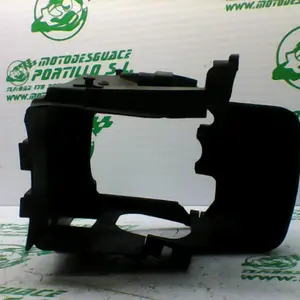 Foto de Tapa de cilindro Yamaha Cygnus x 125 referencia 425-21-32167 foto 7