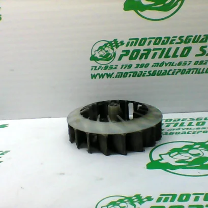 Foto de Ventilador del plato magnetico Peugeot TWEET 125 15-18 referencia 244-20-26766