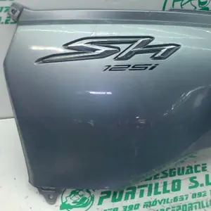 Foto de Carcasa lateral trasera izquierda Honda SH 125I 13-16 referencia 65-24-47323 foto 3