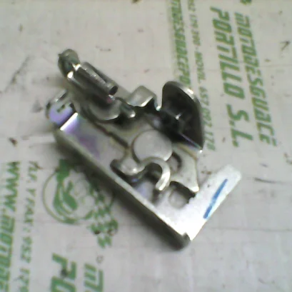 Foto de Cerradura del asiento Honda CBR650 FA referencia 104-18-13402