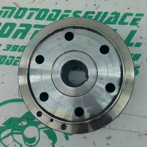 Foto de Plato magnetico Yamaha X max 125 2010 referencia 181-16-44893 foto 5