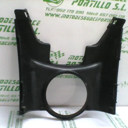Foto de Embellecedor de tapa depósito de gasolina Keeway SILVERBLADE 125 12-13 referencia 116-17-11641