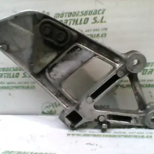Foto de Estribera delantera izquierda Honda VFR 750 referencia 141-17-10025