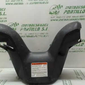 Foto de Embellecedor del manillar Suzuki Burgman 125 referencia 69-19-21043 foto 7
