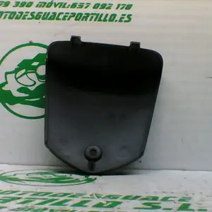 Foto de Embellecedor del manillar Piaggio MP3 250 RL referencia 397-21-40156 foto 6