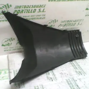 Foto de Carcasa bajo asiento Aprilia Sport city 250 inyeccion 09-10 referencia 161-18-14931 foto 3