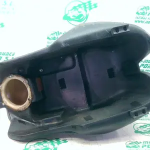 Foto de Deposito gasolina Ducati MONSTER 620 referencia 131-23-44408 foto 3