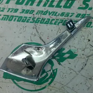Foto de Embellecedor lateral derecho Piaggio liberty 125 i 2023 referencia 60-26-49310 foto 2