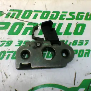 Foto de Cerradura del asiento Yamaha Neos 50 referencia 70-22-34206 foto 5