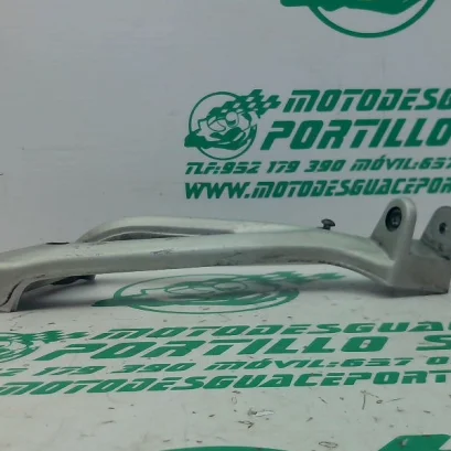 Foto de Estribera trasera izquierda Ducati MONSTER S2R referencia 141-23-44026
