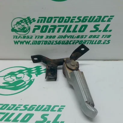 Foto de Reposapies trasero izquierdo Sym EURO MX 125 referencia 126-22-35522