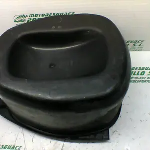 Foto de Porta-casco Vespa LX 50 2T referencia 199-22-41945 foto 15